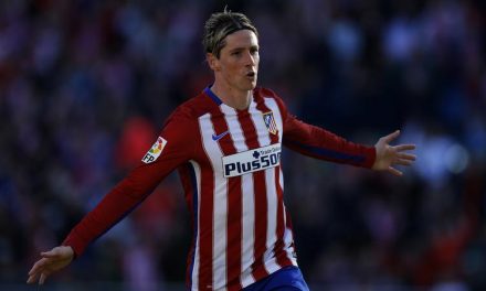 Pemain Bola Spanyol Fernando Torres Dengan Prestasi