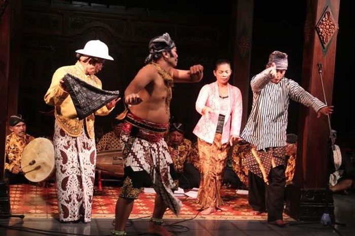 Pertunjukan Tradisional Yogyakarta Yang Menyampaikan Makna