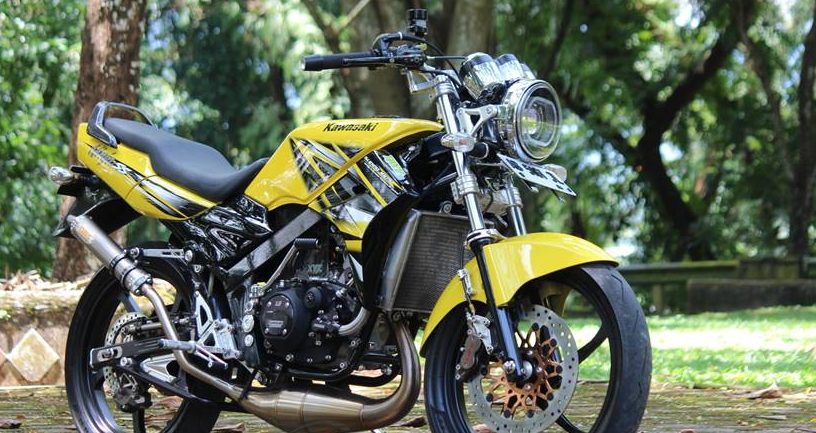 Kendaraan 2 Tak Yang Ada Sebuah Sepeda Motor