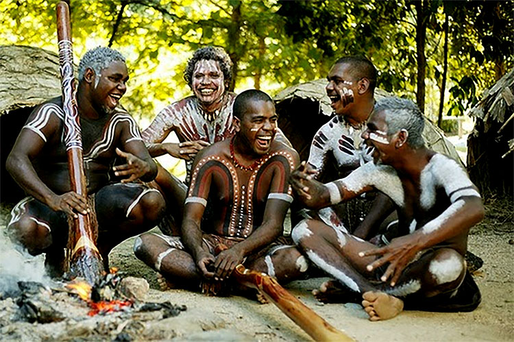 Masyarakat Pribumi Asli Yaitu Dari Suku Aborigin