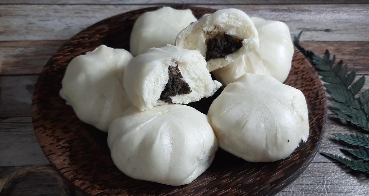 Kue Tradisional Tiongkok Bakpao Dengan Isian
