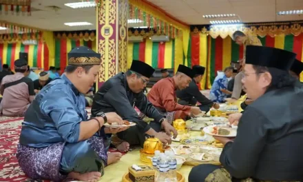 Kegiatan Makan Bersama Atau Kenduri Di Beberapa Daerah