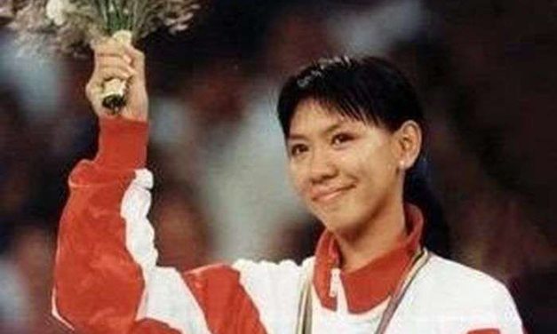 Mantan Atlet Bulutangkis Susi Susanti Sang Legenda