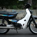 Kendaraan Antik Astrea Sebuah Motor Dahulu