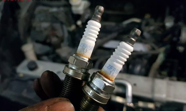 Pengapian Kendaraan Motor Melalui Sebuah Komponen Busi