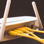 Penghubung Jaringan Internet Melalui Cara Kabel LAN
