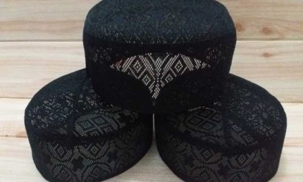 Penutup Kepala Peci Pada Beberapa Budaya Di Dunia