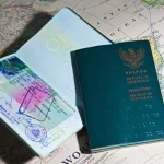 Identitas Seorang Turis Melalui Dokumen Negara Paspor
