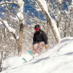 Kegiatan Musim Dingin Ski Di Atas Salju