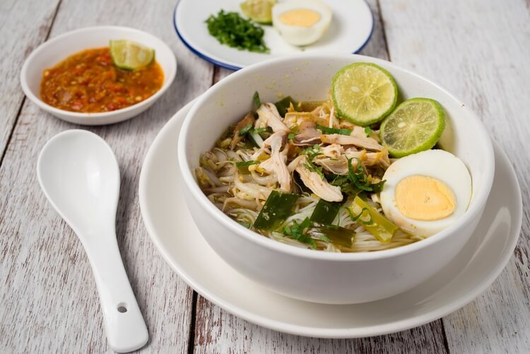 Masakan Berkuah Soto Khas Dari Indonesia