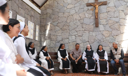 Pelayanan Religius Biarawati Pada Sebuah Gereja