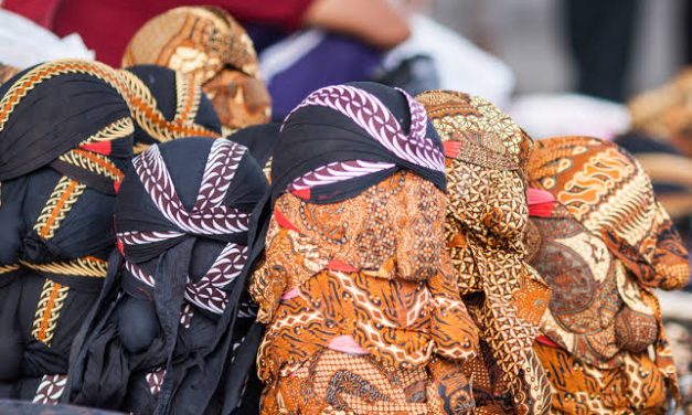 Budaya Adat Jawa Terhubung Dengan Blangkon