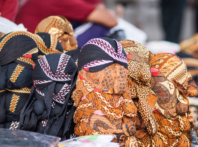 Budaya Adat Jawa Terhubung Dengan Blangkon