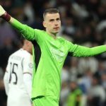 Pemain Ukraina Seorang Pesepakbola Andriy Lunin