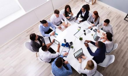 Pertemuan Meeting Untuk Membahas Tentang Hal Penting