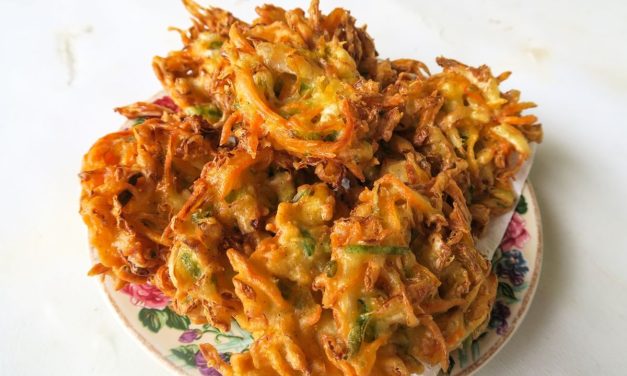 Makanan Camilan Bakwan Memiliki Rasa Nikmat