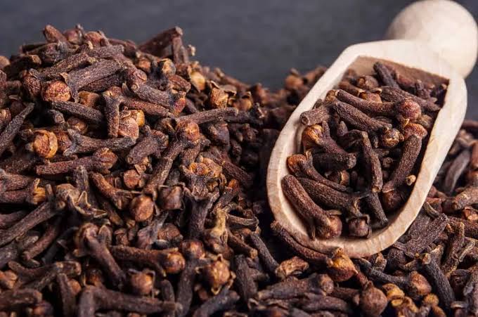 Bahan Alami Rempah Cengkeh Yang Banyak Di Olah