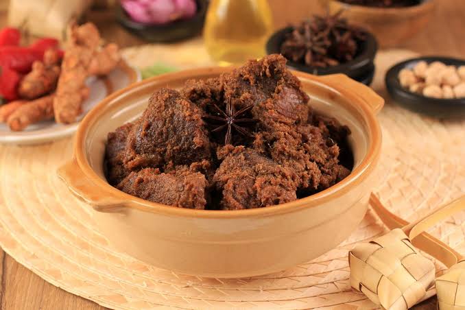 Makanan Padang Rendang Yang Sudah Mendunia