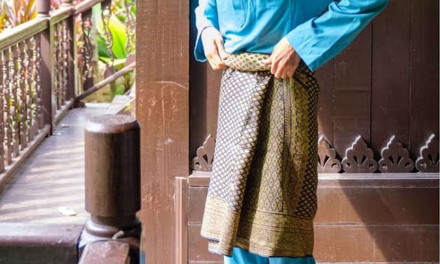 Sebuah Hasil Budaya Tradisional Kain Songket